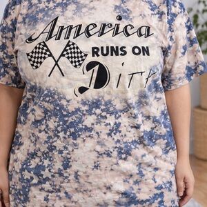 Fruit of the Loom Women’s Plus 2XL Bleached Graphic Tee America Runs on Dirt